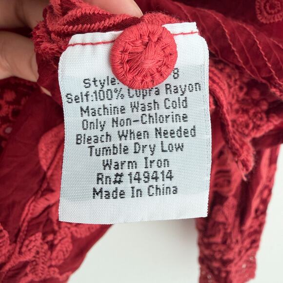 Johnny Was Sparrows Iliana Top Womens Small Red Embroidered Floral Boho Chic - Picture 15 of 15